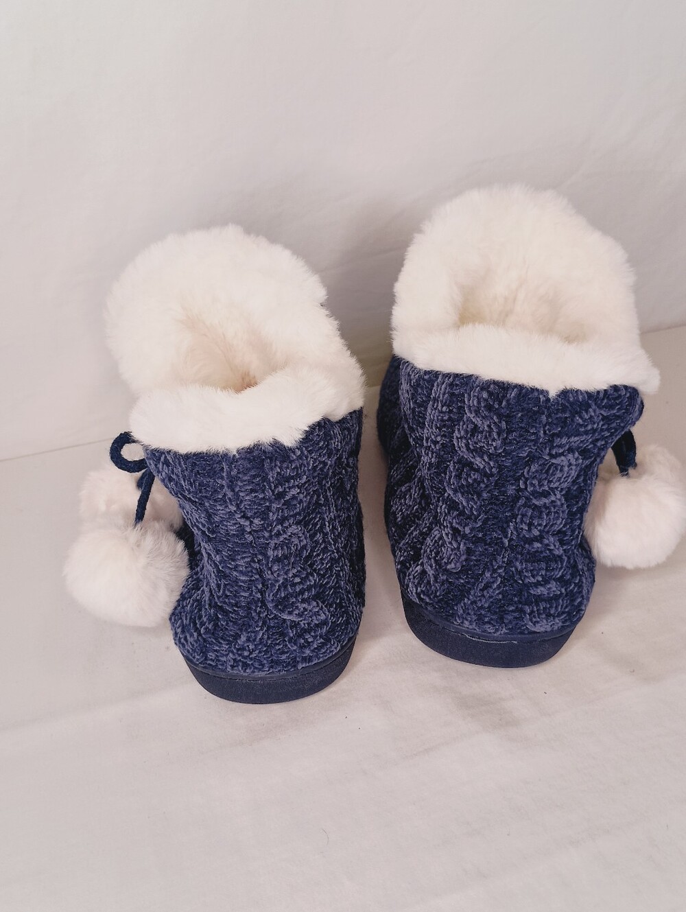 Women's Size 8 Cozy Navy Chenille Slipper Boots - Picture 3 of 8